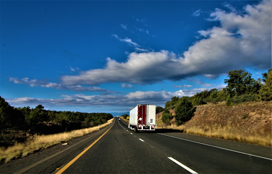Photo Commercial trucking insurance agency